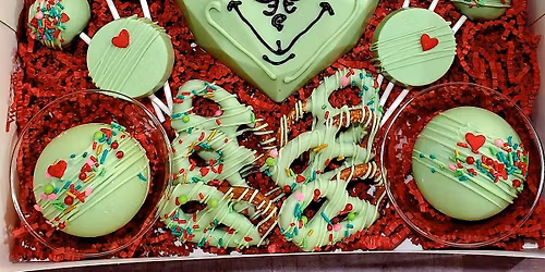 Grinchy Holiday Treat Box Class