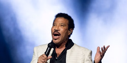 Lionel Richie & Earth, Wind and Fire