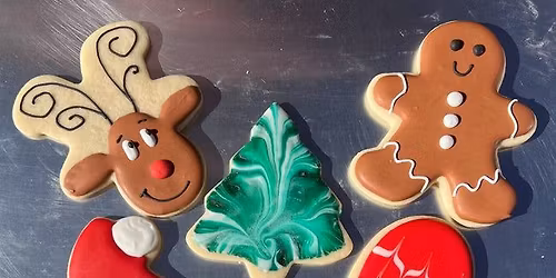 Mini & Me Christmas Cookie Decorating