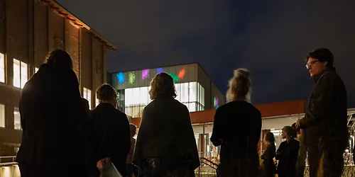 Konstpromenad: Stad i ljus