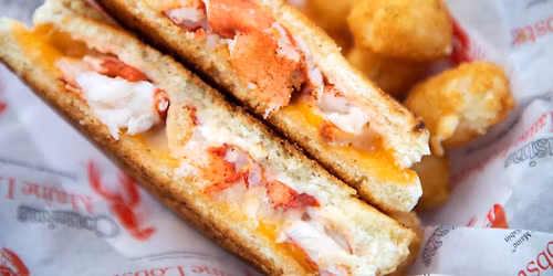 Cousins Maine Lobster at French's Shoes & Boots (CLARKSVILLE, TN)