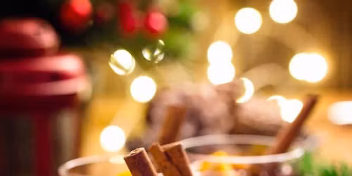 Peach Mulled Wine Weekend 