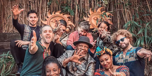 Paul Simon's Legendary Bassist: Bakithi Kumalo and the Graceland Experience