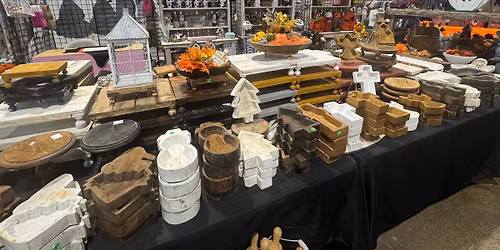 AMT Wholesale Imports at Cougar Holiday Market