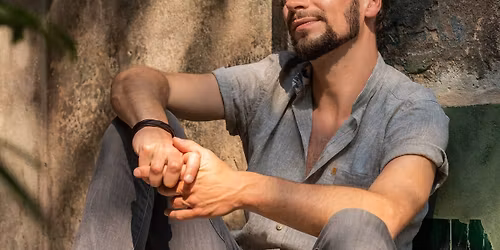 Felix R\u00e4uber - WIE KLINGT DER OSTEN? - Eine musikalische Zeitreise von Damals bis Heute