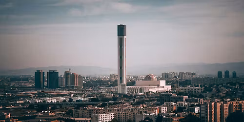 Ponts du Savoir : Des Voix d' Alg\u00e9rie qui r\u00e9sonnent \u00e0 Qu\u00e9bec