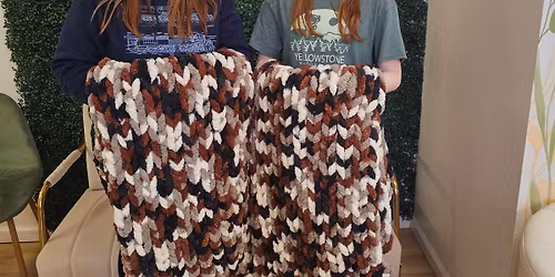 SOLD OUT! Nov 21st - The Nook Chunky Knit Blanket Workshop