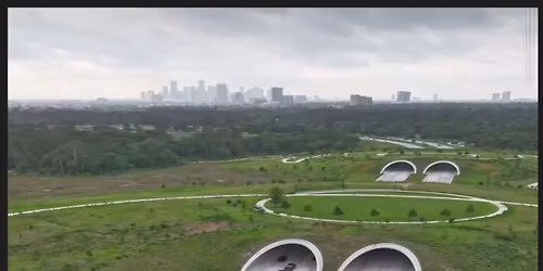 Park Kinder Land Bridge H-Town ASL Walk\/Execrise