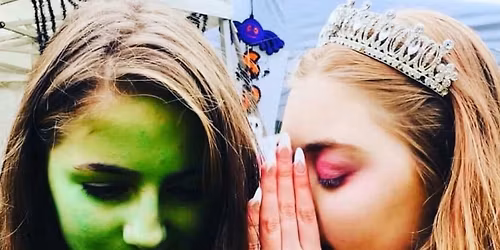 Halloween on the Green @ The Makers Market \ud83c\udf83\ud83d\udc95\ud83d\udc9a