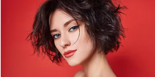 Knippen en kleuren: Bixie, Shaggy Bob, Bright blond met 25 folies. 