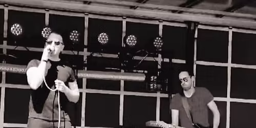 DUAL KICKS @ THE SHIP