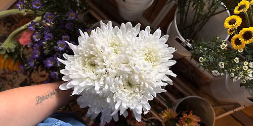 Homecoming Bouquet Making Event
