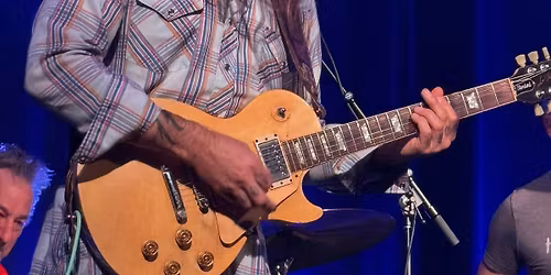 Gregg Hall at Muddy Waters