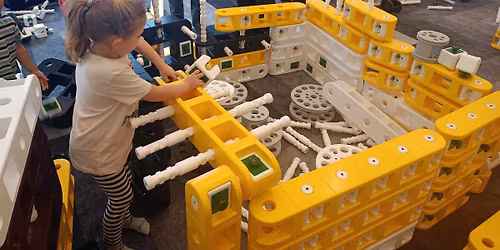 Warsztaty dla dzieci i rodzic\u00f3w godz. 11:15 