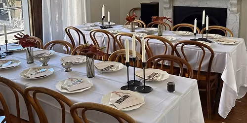 FriendXmas at The Housewarming Club