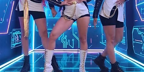 Kpop Demon Hunters \/ Mickey and Minnie