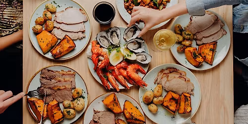 Christmas Day Dinner in Harvest Buffet