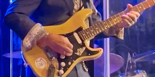 StratCat Willie & the Strays ar SMOKIN\u2019 JOE\u2019s!