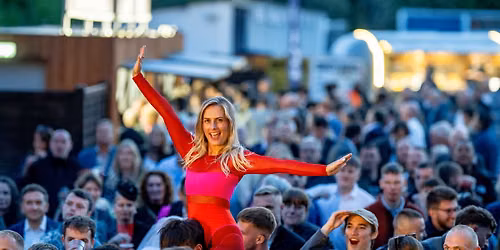 Elton John Tribute Racenight