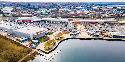 Christmas Shopping Trip to Rushden Lakes, Northamptonshire