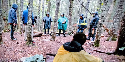 Cours d\u2019initiation au bushcraft 