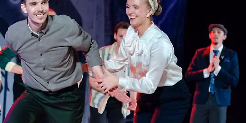 Oscar \u00c5gren ja Sofia \u00c4rleskog ja buggarin ruotsalainen treenipankki