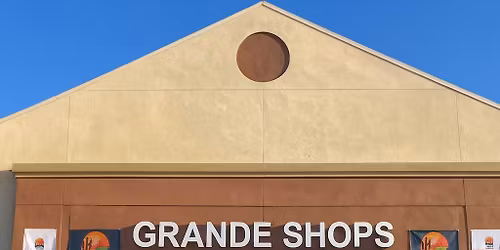 Santa at Grande Shops