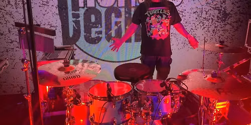 The Hollow Decks return to Celebrity Lounge