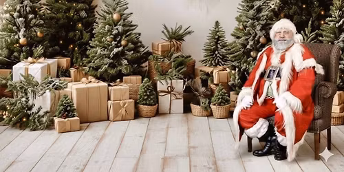 Photos with Santa Experience 