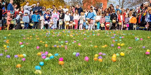 Darby Glen Resident Annual Easter Egg Hunt