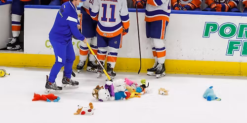 Bridgeport Islanders Teddy Bear Toss 12\/6!!