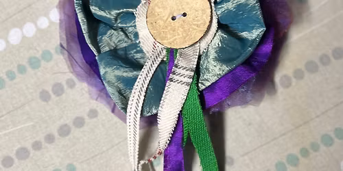 Textiles rosette Workshop, with The Community Shawl