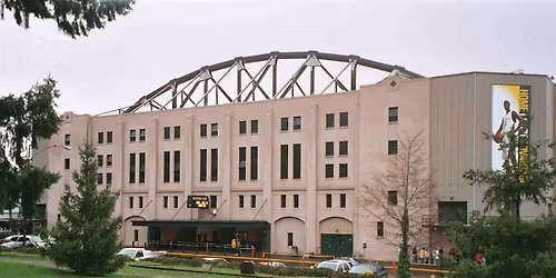 Eugene Audio Tour: Campus Legends, Market Rhythms & Historic Fields