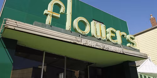 Alameda Neon Walking Tour 11\/9