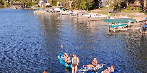 SUP YOGA on Lake Fenton