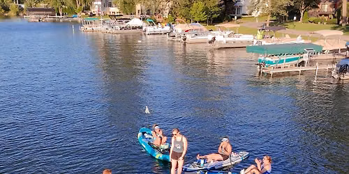 SUP YOGA on Lake Fenton