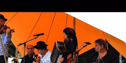 Nadara Gypsy Wedding Band & Manito (Flamenco) Zigeunerbruiloft in de kasteeltuin van Kasteel Croy 