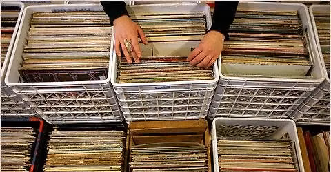 BURZA VINYL\u016e \u2013 LP a CD Kladno