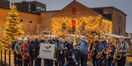 SAMSPILL Julekonsert i Sliperiet. Dirigent Arve Karlsen . Konferansier Leif Werner
