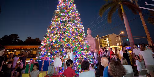 Annual Tree Lighting