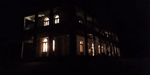 Haunted Glengallan Homestead - Cosplay Scare House