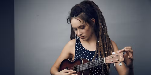 SOPH - solo (live musik)