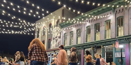 Downtown BIRCH RUN..LINE DANCING in the Street! 