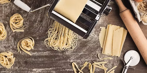 Fresh Pasta: Fettuccini in Puttanesca