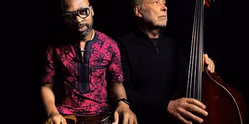 DAVE HOLLAND & LIONEL LOUEKE (Spojen\u00e9 st\u00e1ty \/ Benin)