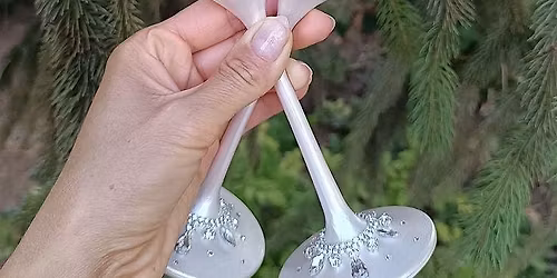 Decorate Wine Glass workshop