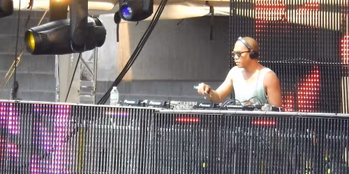 Chuckie & Tazer Present RNB & Slow Jams