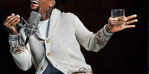 D.L. Hughley at Improv Comedy Club - Houston