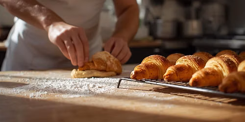 Croissants & Pain au Chocolat