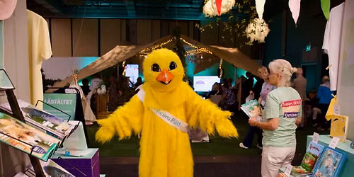 R\u00e4dda Djuren-klubben p\u00e5 Tr\u00e4dg\u00e5r\u2019n Kids Day